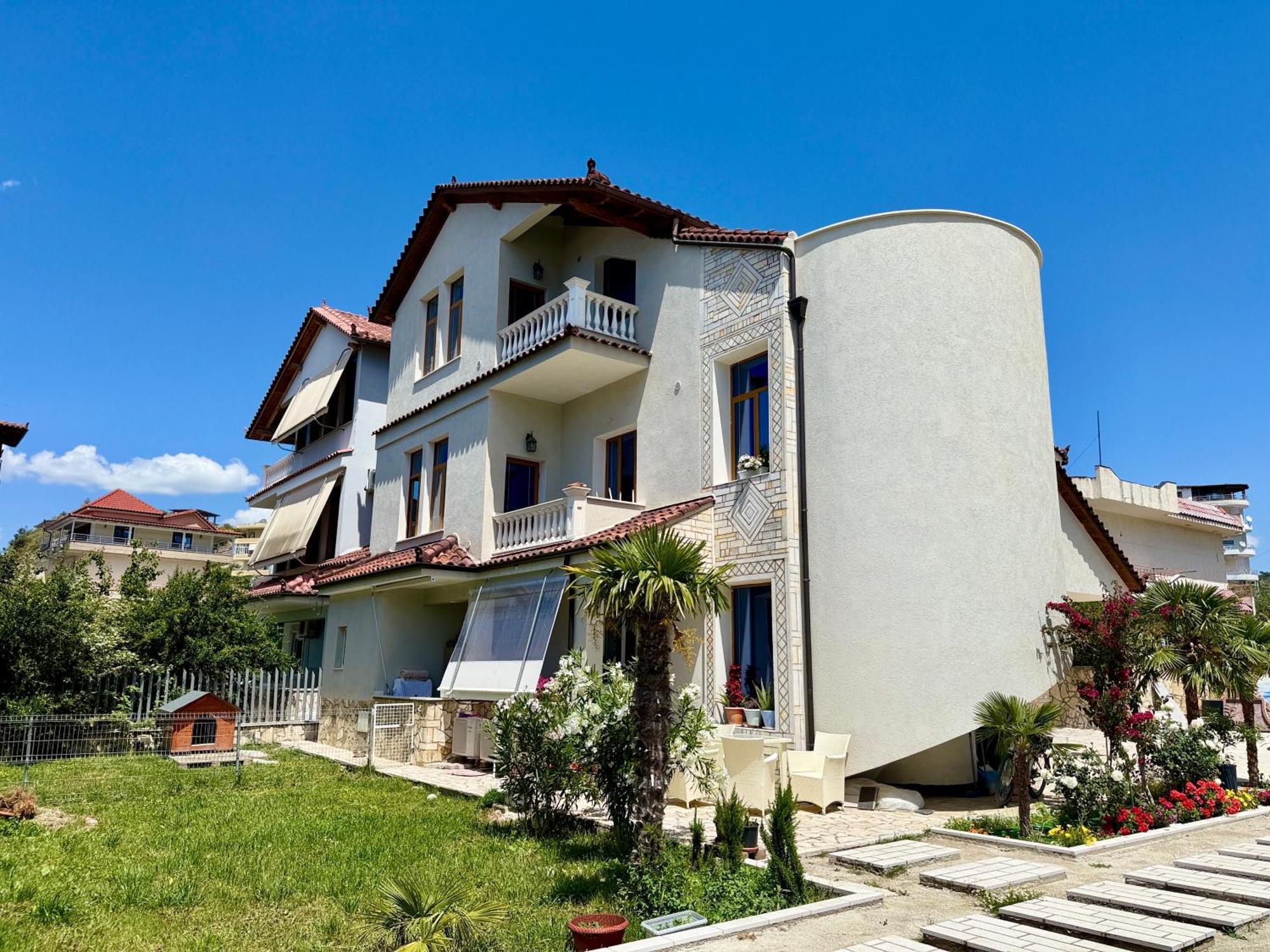 Villa Ida Apartments Vlorë Екстериор снимка