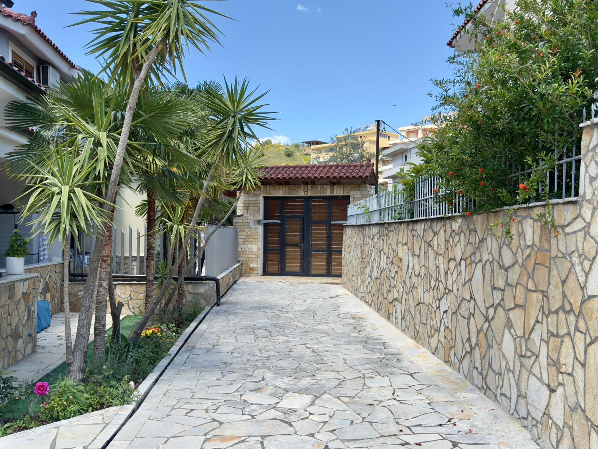 Villa Ida Apartments Vlorë Екстериор снимка