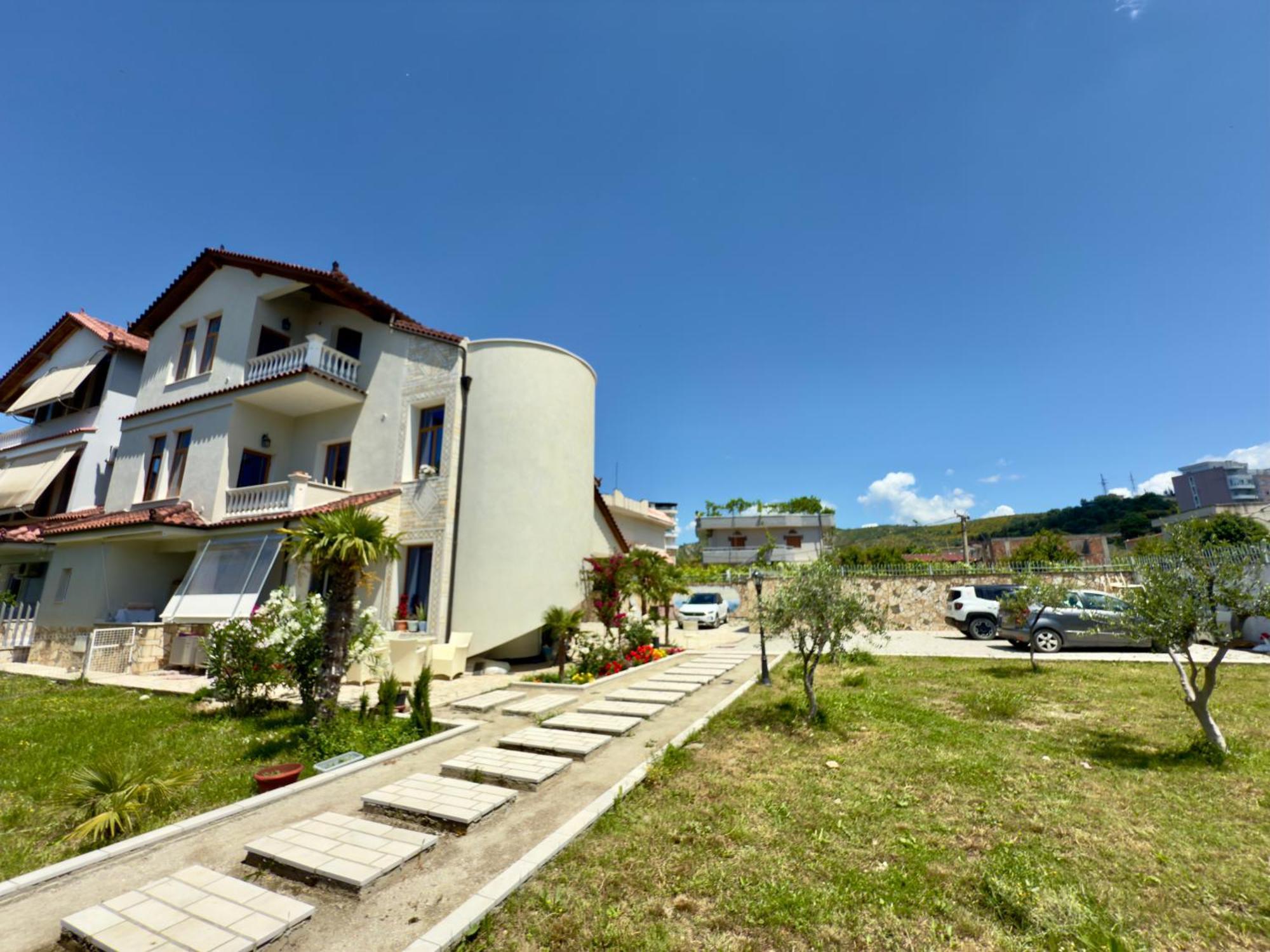 Villa Ida Apartments Vlorë Екстериор снимка