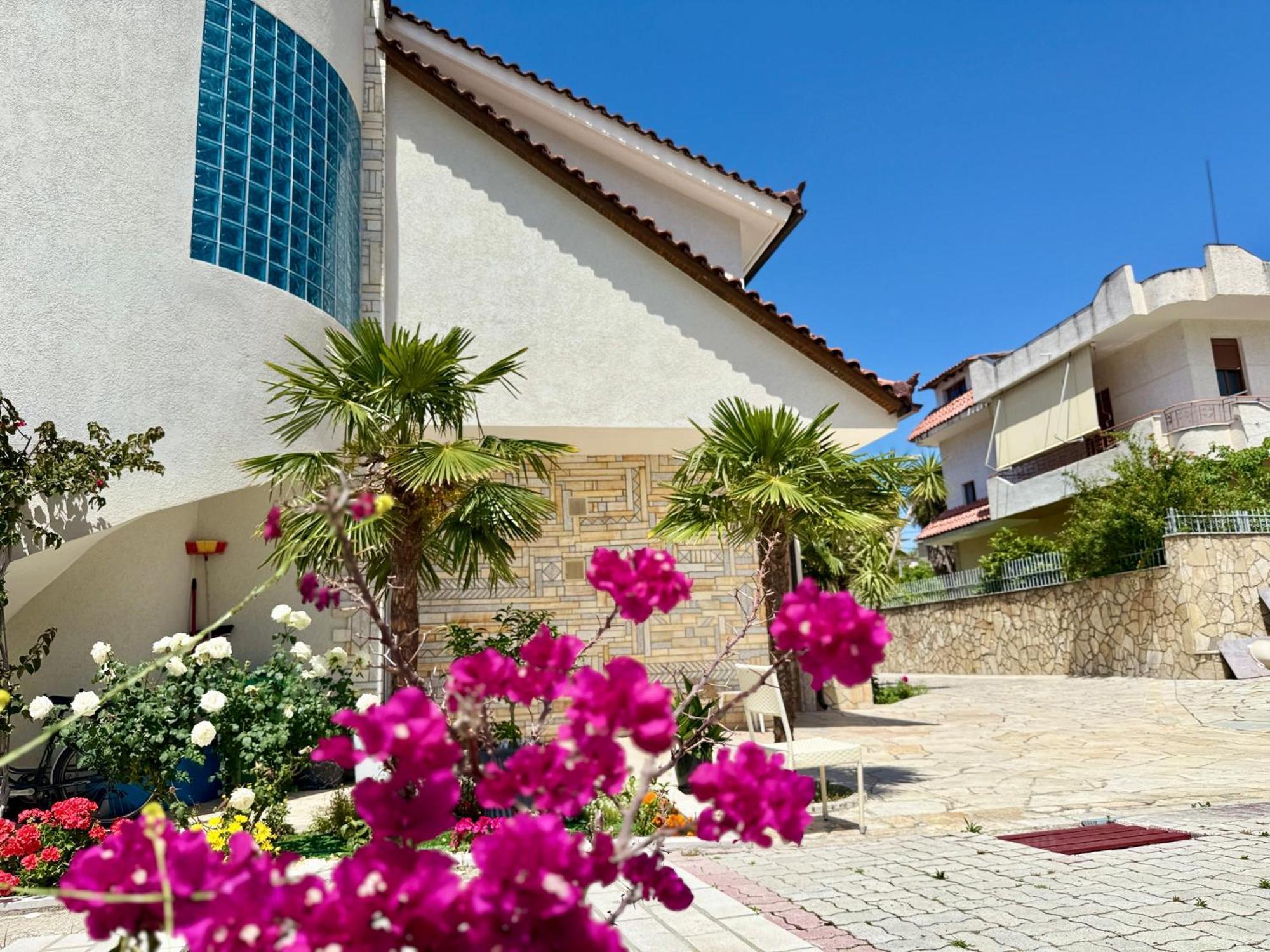 Villa Ida Apartments Vlorë Екстериор снимка